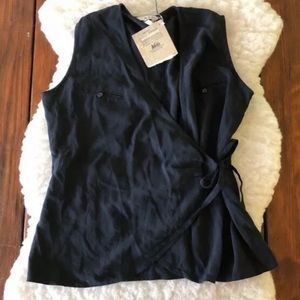 REI NWT black Wrap Top medium